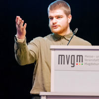 2025-11-29-0231-Stefan-Deutsch