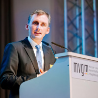 2025-11-29-0317-Stefan-Deutsch